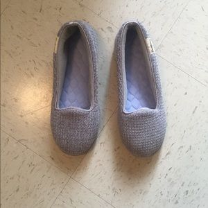 Dearfoam chenille slippers